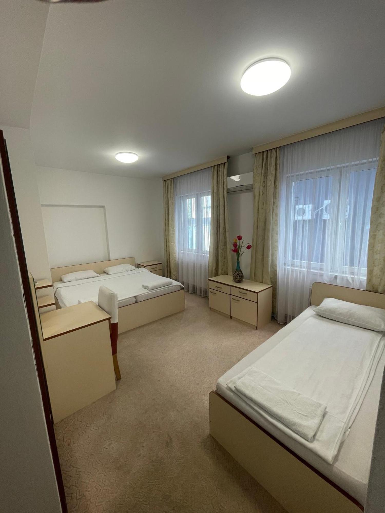 Hotel Ada - Otoka SJJ Esterno foto
