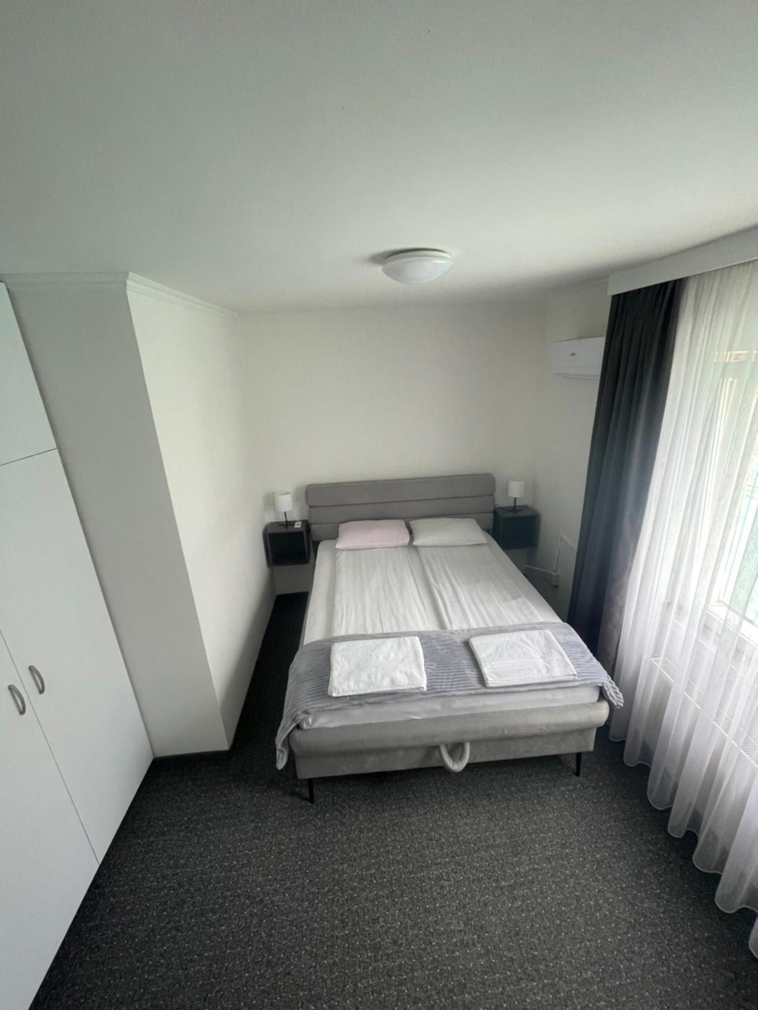 Hotel Ada - Otoka SJJ Esterno foto